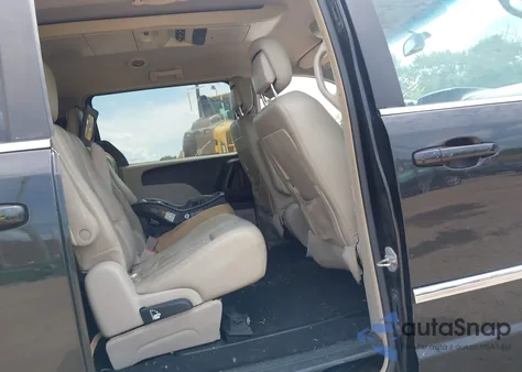 2013 Chrysler Town & Country Touring z USA, uszkodzony, nr VIN 2C4RC1BG4DR503363